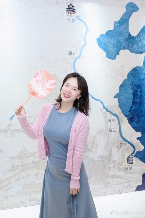 春晩明星_女明星春华_演员什么春华