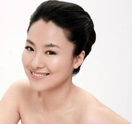 女星拍床戏被揩油经历_陈紫函被男星揩油事件_女明星被狂吃豆腐