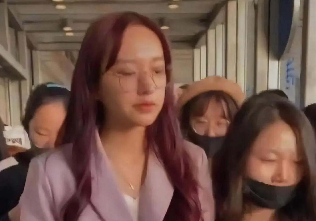 发量少的女明星有哪些_女明星脱发严重_杨幂赵丽颖金晨假发片