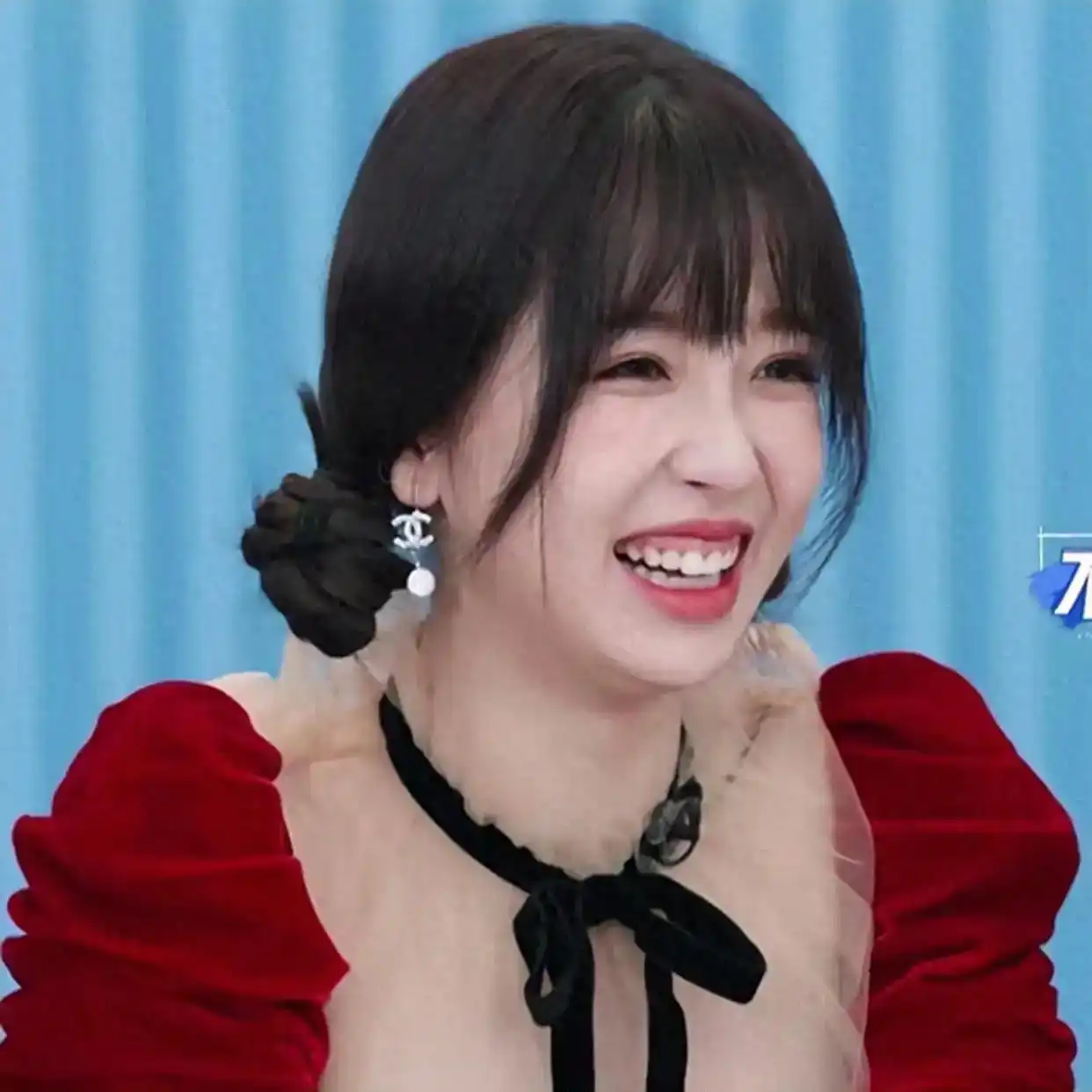 虞书欣舆论风波_刚走红被曝明星黑料,_娱乐圈法律纠纷