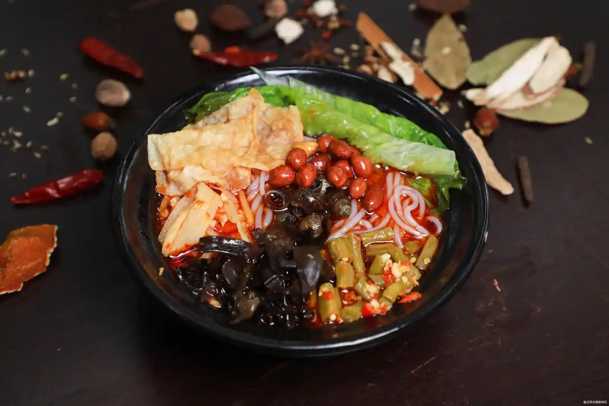 广西黑暗料理推荐_柳州螺蛳粉特色做法_网红寿司黑暗料理是什么,